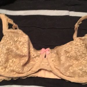 Gillian and o’Malley bra